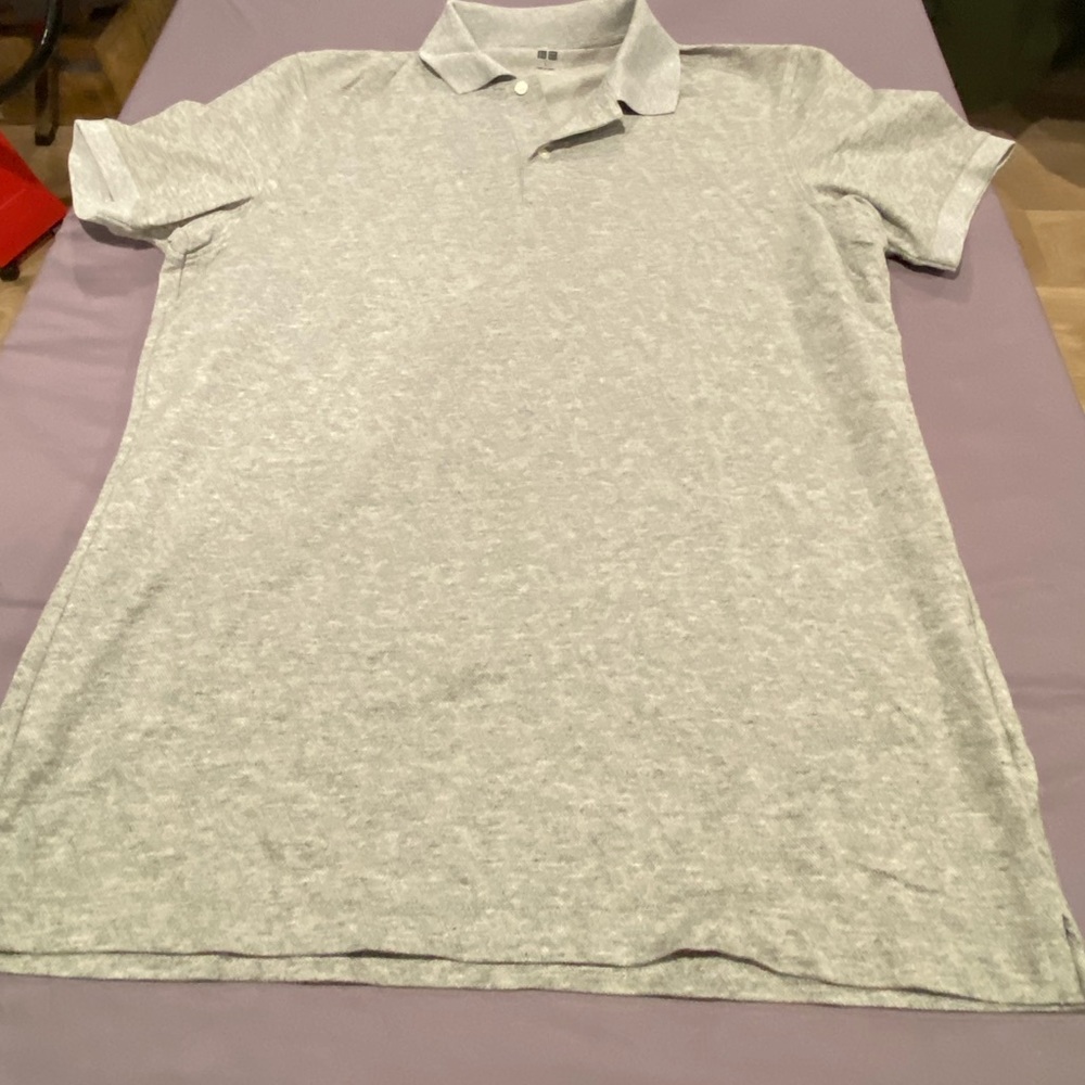 Uniqlo grey polo L